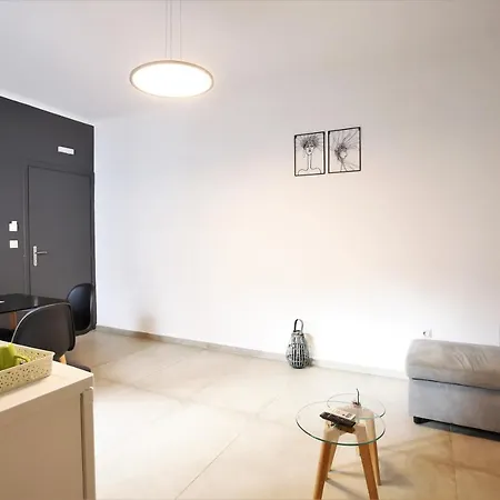 Gk By Gk Apartmán Atény
